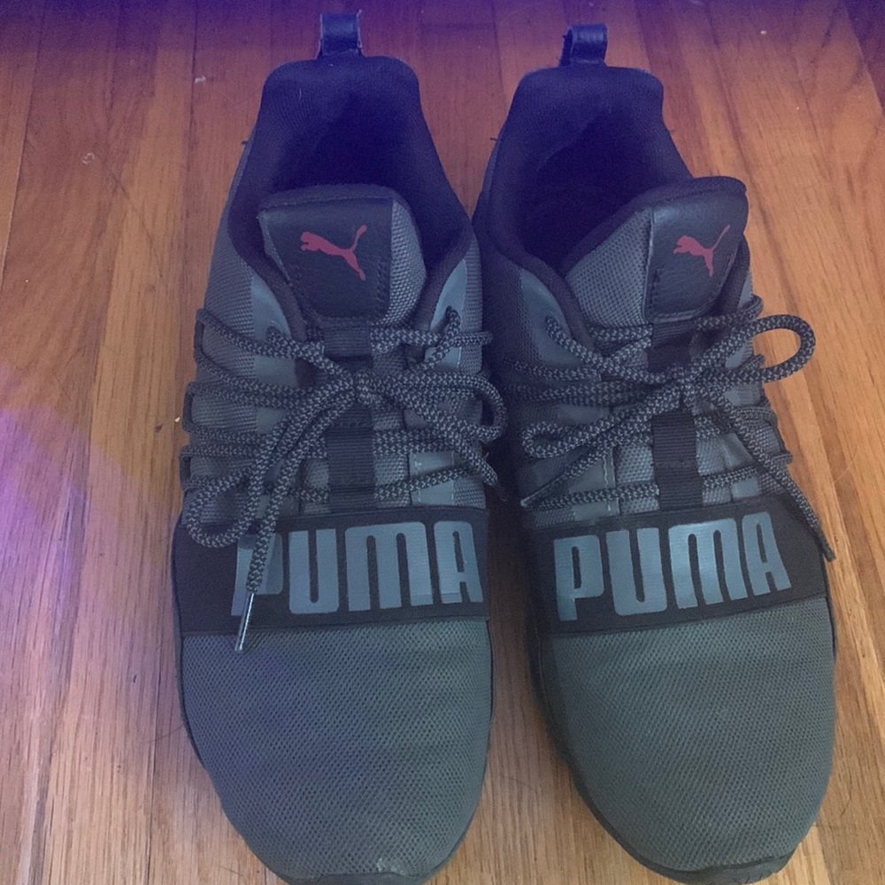 Practically brand new Puma 10.5 mens
